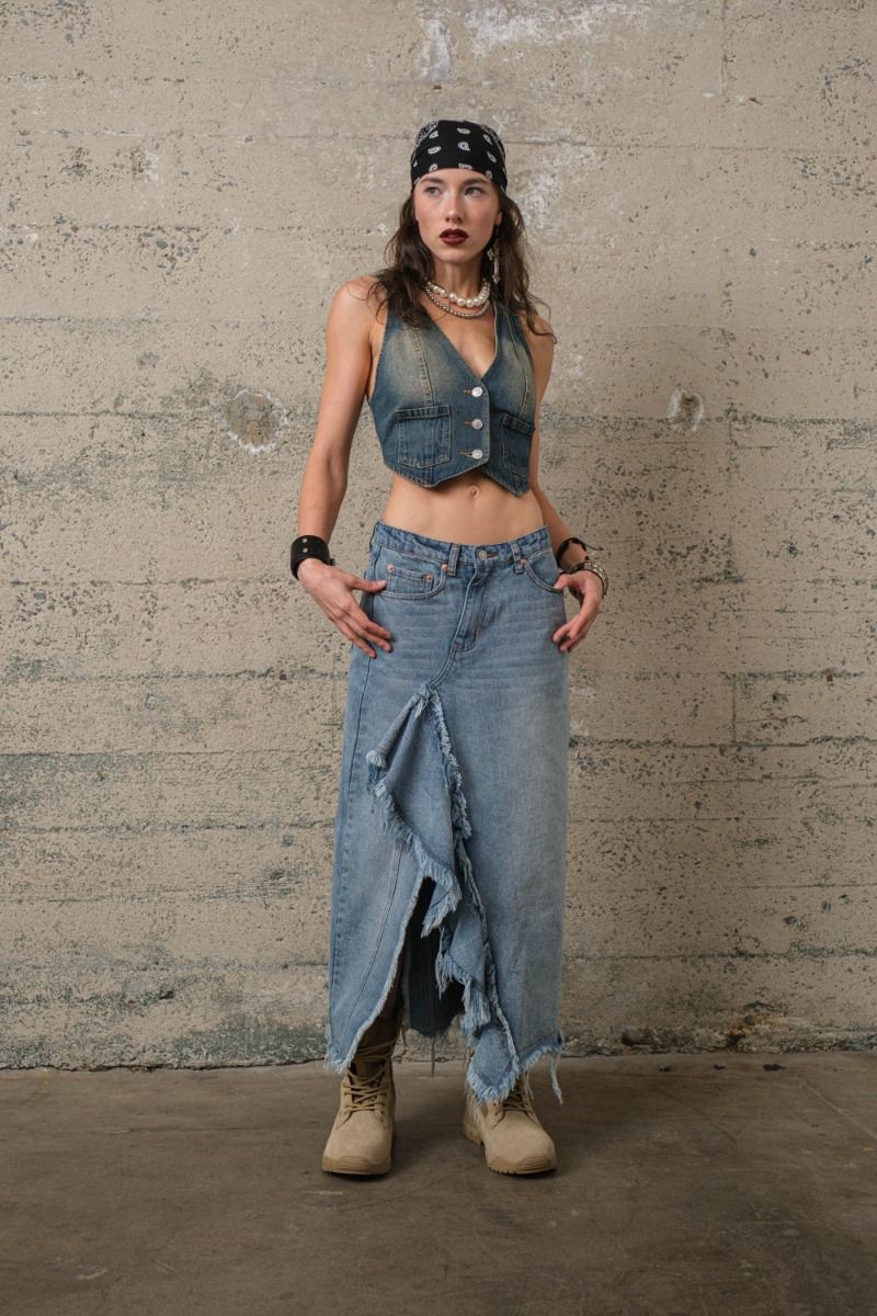 スカート ruffle hem slit denim SK Valencia Ruffle Slitted Denim Maxi Skirt | TikTok